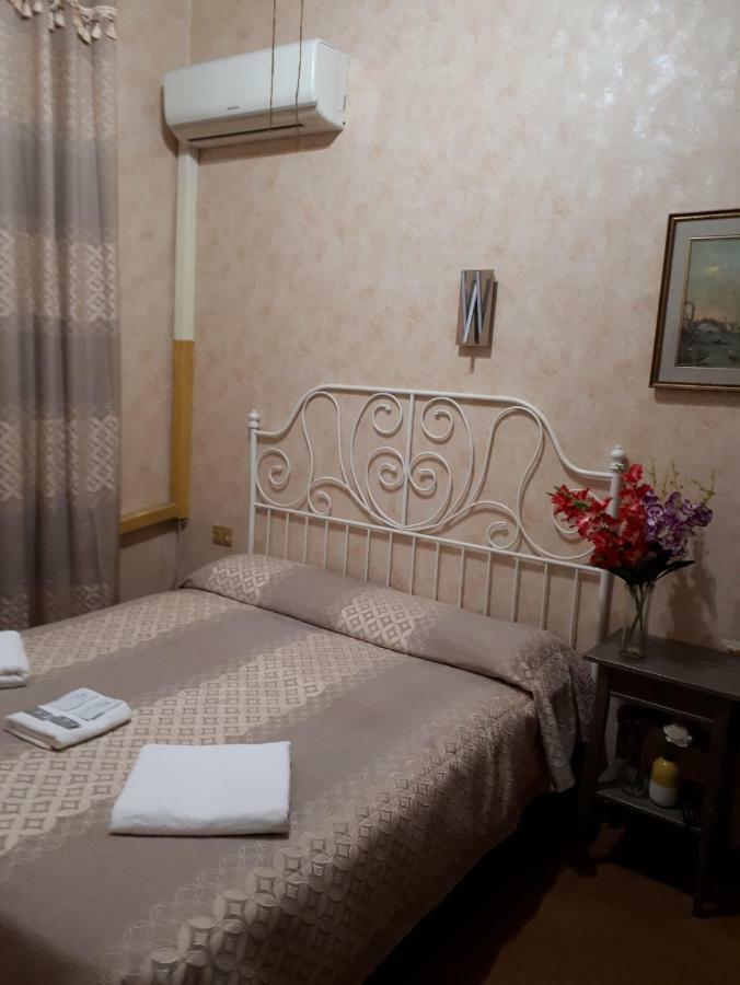 Renting Rooms Róma Kültér fotó