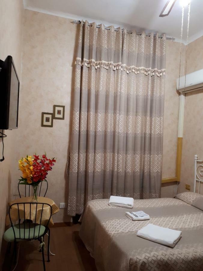 Renting Rooms Róma Kültér fotó